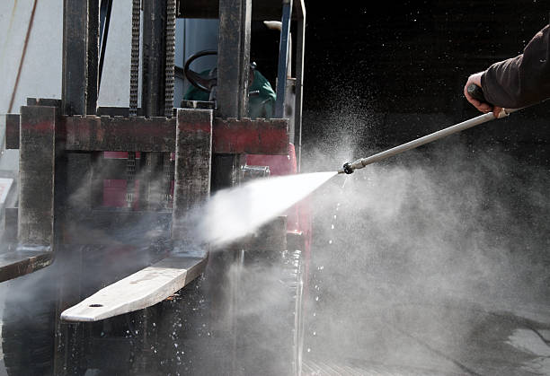 Best Factory Floor Cleaning  in Baraboo, WI